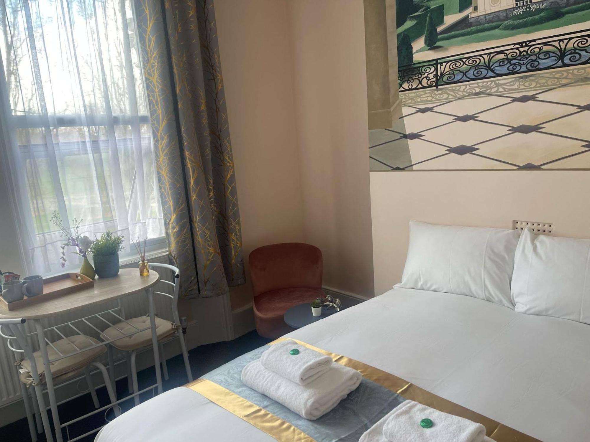 United Lodge Hotel ลอนดอน ภายนอก รูปภาพ